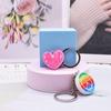 Accesorios de llavero de amor apasionado transfronterizo y paz DIY para bolsa adornos de bolsa nicho PVC caucho blando llavero en stock