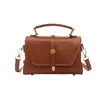Elegante y minimalista bolso pequeño cuadrado para mujer, perfecto para ir al trabajo, con un diseño chic y moderno, nuevo bolso cruzado ligero estilo coreano para otoño de 2026