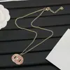 Réplica Estilo Chanel Modelo Nuevo 2025 con Logo Resina Color Gelatina Doble C Collar para Mujer, Collar de Lujo de Gama Alta al por Mayor