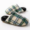Zapatillas de algodón a cuadros retro de moda para mujer, para uso en interiores en otoño e invierno, zapatillas cálidas de felpa con suela gruesa y silenciosa para hombre