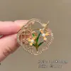 Broche de Terno, Flor de Peito Anti-Exposição com Laço, Alfinete de Peito de Verão, Botão Anti-Exposição para Camisa Sem Costura, Alfinete de Segurança Versátil