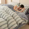 Invierno A Todo Algodón Algodón Puro B Vellón de Leche Juego de Tres Piezas Funda Nórdica de Vellón de Coral Funda Nórdica de Invierno Ropa de Cama de Algodón con Vellón para Bebé Más Terciopelo