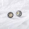 Pendientes de Sol, Luna y Estrella con Borla para Hombre Estilo Retro Más Fáciles de Combinar Accesorios Diseño Personalizado de Nicho Joyería de Alta Gama Nueva 2025