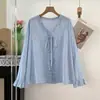 Camisa de encaje estilo francés con cuello en V y manga larga para mujer, nuevo modelo primavera y otoño 2026, top babydoll elegante y estilizado, blusa casual