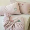 Saia de Cama de Lã de Leite Totalmente Fosca com Bordado de Flor Ruim Classe A Peça Única Outono e Inverno Espessado Antiderrapante Protetor de Colchão Fronha