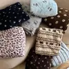Manta de Polar de Leche con Estampado de Leopardo Suave Esponjosa Manta de Polar Crema Doble Cara para Sofá Manta para Siesta en la Oficina Manta Chal para Dormitorio