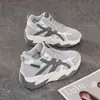Zapatillas deportivas gruesas para mujer 2026 primavera y otoño nuevas de malla transpirable con suela gruesa para aumentar la altura estilo coreano versátiles casuales deportivas para mujer