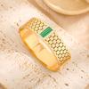 Pulsera con diseño de panal de abeja, estilo antiguo, estilo retro, estilo europeo y americano, de acero de titanio chapado en oro y diamantes.