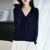 Cardigã de tricô com decote V curto para mulheres, adequado para primavera e outono, caimento solto, fino, de manga longa, feito de lã fina, cinza, perfeito como camada externa