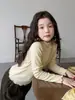 Chal de Punto Floral de Hilo Elegante en Capas para Niñas Aimo Beibei Otoño, Prendas de Abrigo Holgadas para Niños
