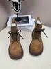 Botas para Mujer de Suela Gruesa Oculta Mate Nuevas Otoño/Invierno 2026 para Personas Bajas para Parecer Más Altas Moda Estilo Británico Zapatos Planos para Mujer