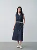 [Oferta Especial, Sin Devoluciones ni Cambios] Precio Original 249 Yuan Vestido de Mezclilla con Cuello en V Bloques de Color Cintura Expuesta Falda Larga 258622