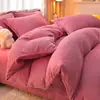 Juego de Cuatro Piezas de Terciopelo de Leche Color Puro Invierno Engrosado Dormitorio Estudiantil Juego de Tres Piezas Funda de Edredón de Terciopelo Funda de Almohada Sábanas Calidez de Doble Cara
