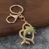 Nuevo llavero de delfín con incrustaciones de diamantes estilo coreano, lindo y personalizado accesorio para bolsa, colgante creativo de animal marino, pequeño regalo