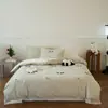 Novo Conjunto de Quatro Peças de Roupa de Cama de Algodão de Fibra Longa 100S Estampado de Desenho Animado para Primavera e Verão Lençóis de Cama Capa de Colcha Roupa de Cama Toalha Infantil Conjunto de Quatro Peças Bordado