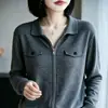 Cárdigan de punto con cuello polo y cremallera para mujer, suéter simple con bolsillo, abrigo de temperamento, manga larga, capa base para superponer