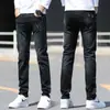 Jeans Finos de Verão para Homens, Marca Moderna Slim Fit, Elástico Perna Reta, Lavado Casual Calças Longas para Homens