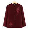 Chaqueta Bordada de Cuello Alto para Mujeres de Mediana Edad y Mayores, Atuendo de Mamá, Nuevo Top Rojo Festivo 2026, Atuendo de Abuela para Banquete de Bodas