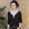 Nova moda de outono, T-shirt de renda com decote V e manga longa para mulheres, esconde a barriga, emagrece, rejuvenesce, estiloso, versátil, top casual da moda