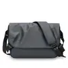 Bolsa de Ombro Masculina de Couro Simples Transfronteiriça Grande Capacidade Versátil Tendência Conjunto de Bolsa Transversal Bolsa Masculina Casual de Viagem para Carrinho