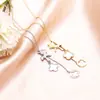 Ahora Mismo Cáscara de Cuero Rico Colgante de Caballo Collar Celebridad de Internet Sencillo Combinable Cadena de Lana Colgante Trébol de Cuatro Hojas