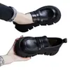 Tênis Casuais Versáteis de Solado Macio para Mulheres, Outono 2026, Sapatos Casuais de Moda Tendência com Solado Grosso para Aumentar a Altura