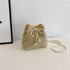 Bolsas Artesanais para Mulheres 2025 Outono Novo Estilo Pequena Fresca Moda Bolsa de Ombro Casual Tendência Bolsa Transversal de Férias