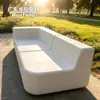 Instituto de Diseño UHPC Sofá de Cemento para Exteriores Asiento Elemento para Mejora de Paisaje de Parque Asiento de Tarjeta Calle Comercial Forma Irregular ( significa un área de asientos circular o semicircular, a menudo para reuniones sociales)