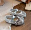 Sandalias de Verano para Bebé Niña 2026 con Aberturas y Punta Abierta para Uso al Aire Libre Estilo Coreano Tejidas de Moda Suela Suave Antideslizantes Zapatos de Princesa