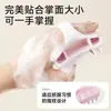 Nova edição de verão da ferramenta de lavar cabelo: pente de cabelo de silicone para massagem no couro cabeludo, projetado para uso no banheiro para limpar e lavar o cabelo