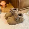 Zapatos de Peluche tipo Birkenstock para Niñas Otoño/Invierno 2026 Nuevos Zapatos de Algodón para Bebé Zapatos Dobles de Algodón Peludos Botas de Nieve para Niños Zapatos Peludos