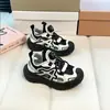 Sandalias Deportivas para Niños Modelo Nuevo Verano 2026 con Hebilla Giratoria para Niños Pequeños y Niños Pequeños, Zuecos Cerrados para Niños al por Mayor