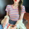 Camiseta de rayas arcoíris para mujer, de manga corta, de verano, nuevo diseño, estilo nicho, de punto ajustado, con cuello de oreja de madera, de algodón.