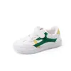 Tênis Brancos Infantis, Novos Modelos Primavera e Outono, Tênis Brancos Campus para Meninas, Tênis Esportivos para Meninos, Sapatos de Performance para Alunos do Ensino Fundamental