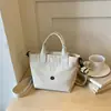 Bolso Pequeño Cuadrado Casual Simple para Mujer 2026 Otoño Invierno Nuevo Versátil para Viajes Cotidianos Ligero de Mano Hombro Cruzado Bolso para Teléfono