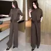 Nueva colección de otoño: elegante y moderno conjunto de tres piezas: camisa base de manga larga, chaleco y pantalones de pierna ancha - un conjunto chic perfecto para ir al trabajo y crear un look juvenil