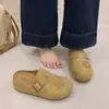 Pantuflas mule con pedrería y suelas suaves para usar en exteriores, medias pantuflas de punta cerrada para mujer, modernos slip-ons de suela gruesa con aumento interno de altura, nuevo estilo perezoso
