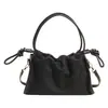 2026 El diseño de nicho de moda de este año: bolso plisado minimalista de alta gama, bandolera versátil para el día a día, estilo femenino