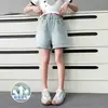 Shorts Jeans para Meninas 2026 Verão Novo Estilo Shorts Tendência para Crianças Maiores Estilo Coreano Shorts Infantis com Pequenas Etiquetas de Couro
