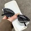 Nuevas Gafas de Sol Triangulares sin Montura Estilo Ojo de Gato con Borde de Diamantes de Puntos Europeas y Americanas Gafas de Sol Coloridas Gafas de Sol Oceánicas Tendencia