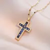 Colar Feminino Colorido Zircônia Joias Design de Nicho Pingente Cruz Completo em Diamante Colar Corrente de Clavícula em Aço Inoxidável