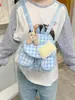 Mochila portátil linda estilo japonés de oso con retazos de cuadros y solapa de cordón, ligera para salidas de niñas, mochila pequeña para mujer