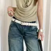 Cinturón Negro Estilo Vintage de Alta Gama con Bordes Cosidos, Hebilla Metálica y Acentos Decorativos para Mujer, Adecuado para Combinar con Jeans