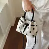 Bolsa Saco de Bolinhas Super Quente Feminina 2026 Nova Tendência Verão Casual Moda Versátil para o Trabalho Ombro Único Transversal
