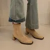 Botas de salto alto estilo coreano pequenas botas de tornozelo camurça Martins sapatos femininos 2024 novo outono e inverno cabeça quadrada botas curtas finas