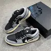 Putian Original Puro Aj1 Gris Sombra Negro Gris Zapatillas de Baloncesto Retro para Hombre y Mujer Zapatillas de Caña Baja Cuero de Primera Capa Zapatos Deportivos de Pareja