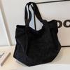 Corduroy bag mulheres de grande capacidade 2023 novo outono e inverno all-match shoulder bag high sense classe commuter tote bag