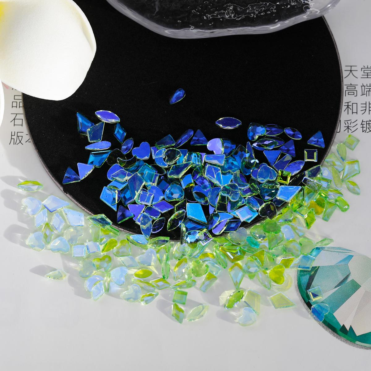 浅绿极光.jpg