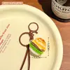 Colgante de Resina de Hamburguesa Gourmet Creativa Llavero Mini Corazón Girly Colgante Decorativo Lindo Colgante Pequeño Artificial