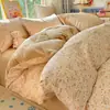 Estilo INS A algodón puro B terciopelo de leche juego de cuatro piezas invierno engrosado funda de edredón de terciopelo coral dormitorio estudiantil cálido juego de tres piezas